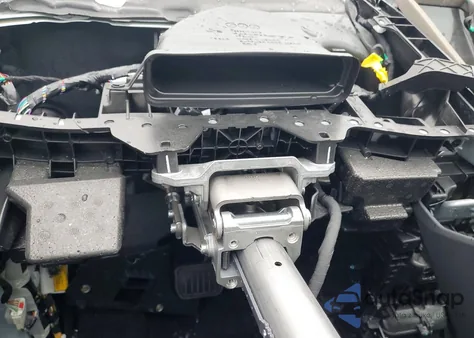 2026 Tesla Model Y z USA, uszkodzony, nr VIN 7SAYGDED7TA500437